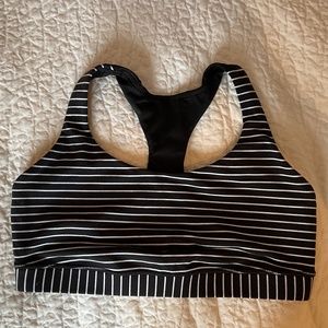 Lululemon size10 sports bra